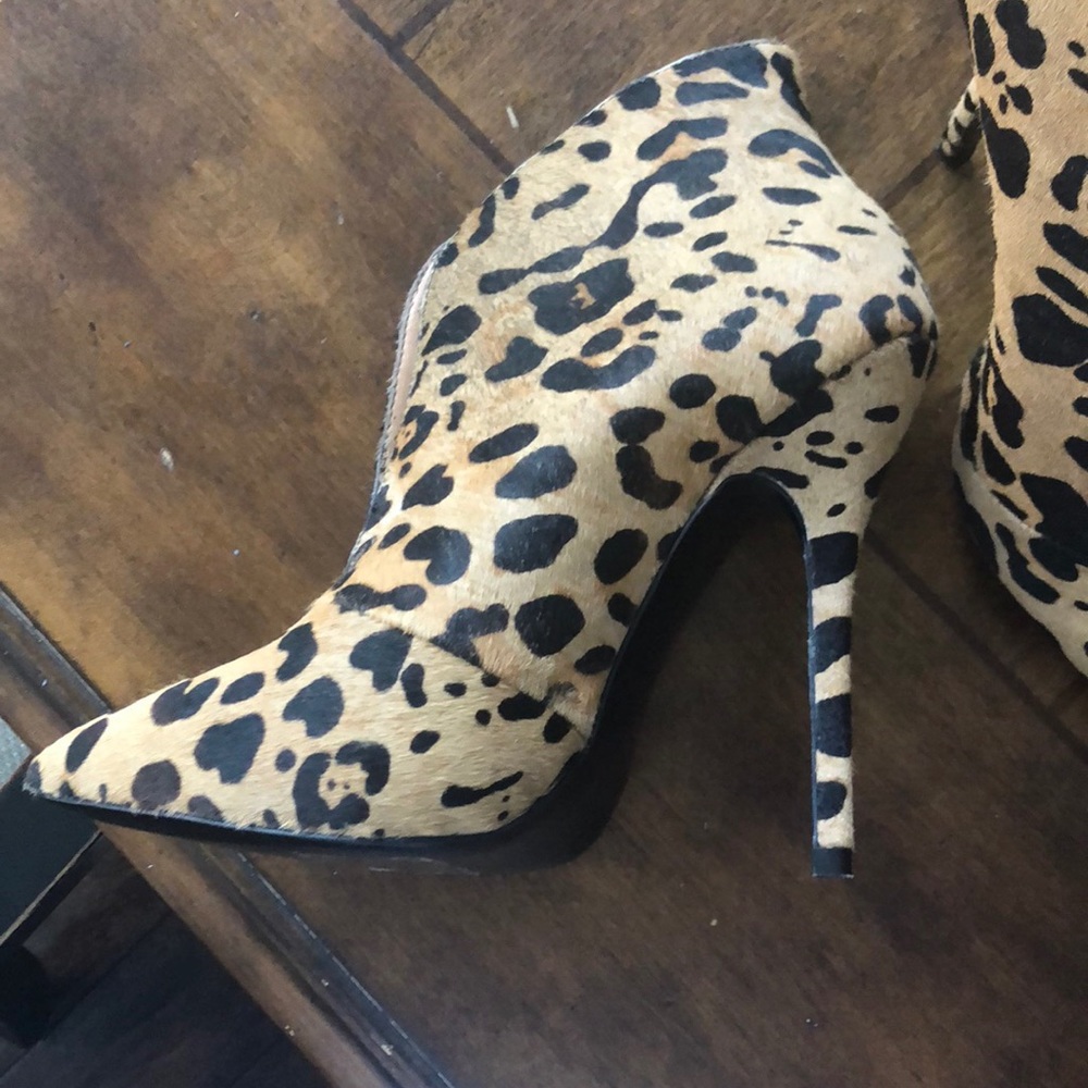 Steve Madden bootie